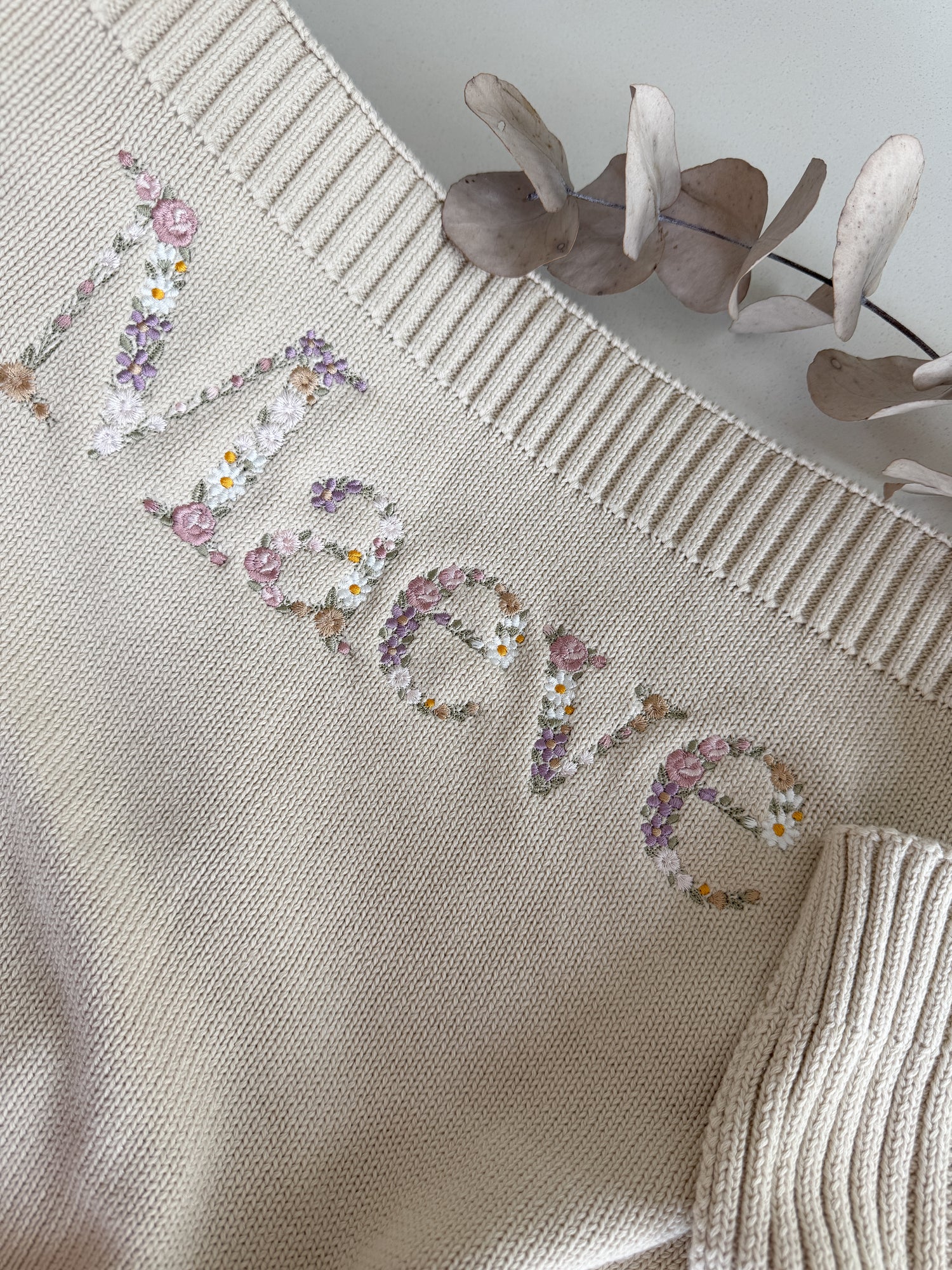 Embroidered Floral Baby Blanket - Large font