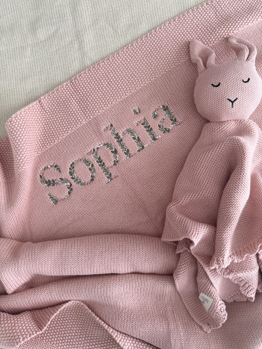 Vine Embroidered Blanket and comforter set