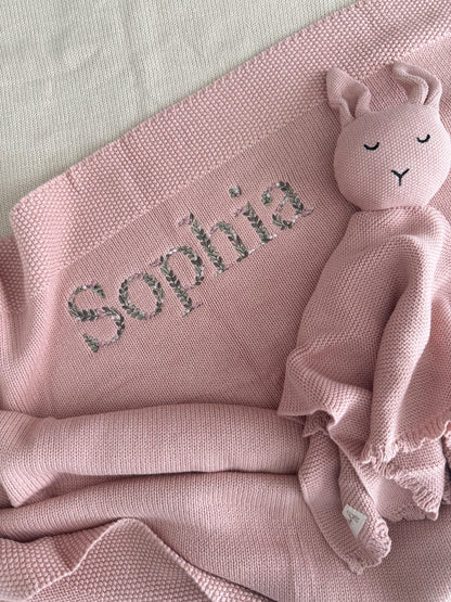 Vine Embroidered Blanket and comforter set